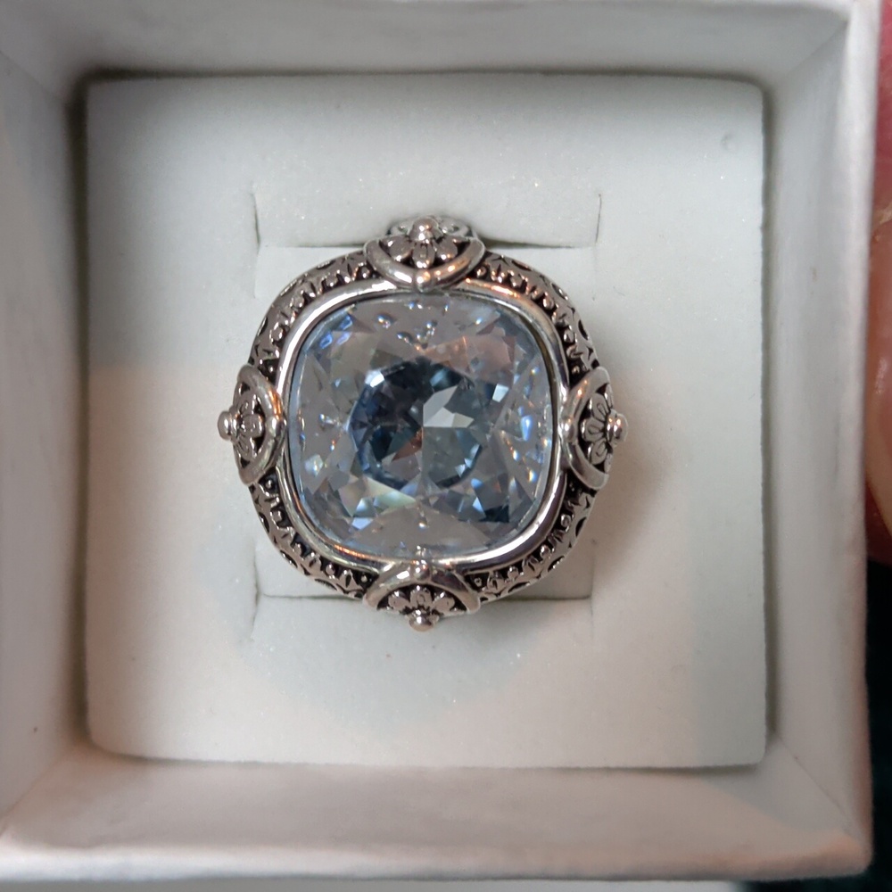 Gorgeous Antique Style Aquamarine in Sterling Silver Ring